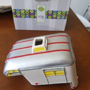 WANDERLUST (Camper Lid) – LID ONLY